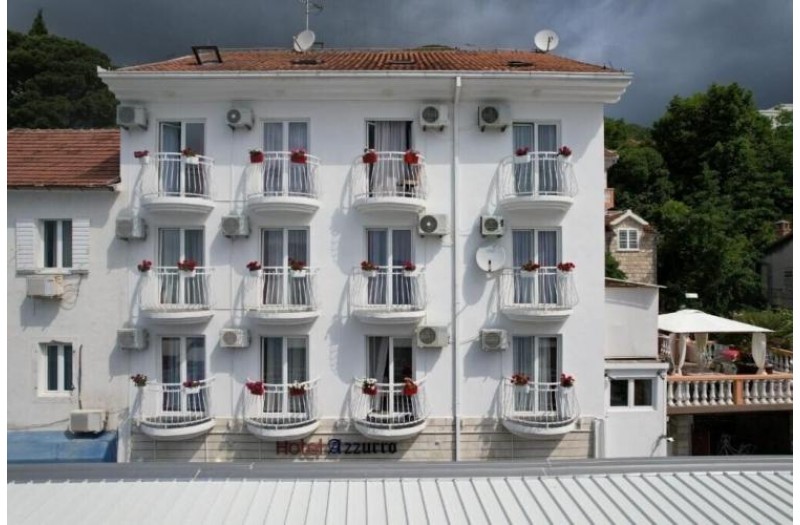Готель Azzurro Hotel, 4★