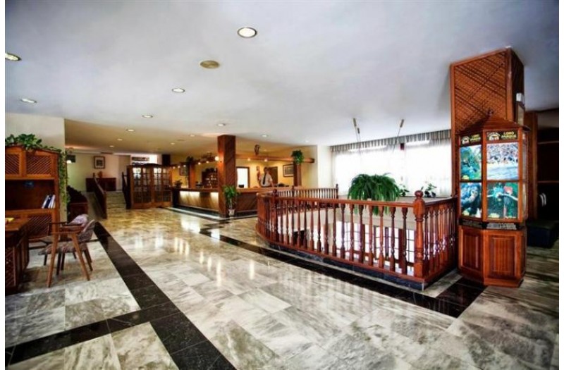 Готель Be Smart Florida Plaza Apts, апартаменты★ Готель Be Smart Florida Plaza Apts, апартаменты★