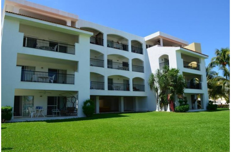 Готель Beach Scape Kin-Ha Villas & Suites, 4★ Готель Beach Scape Kin-Ha Villas & Suites, 4★