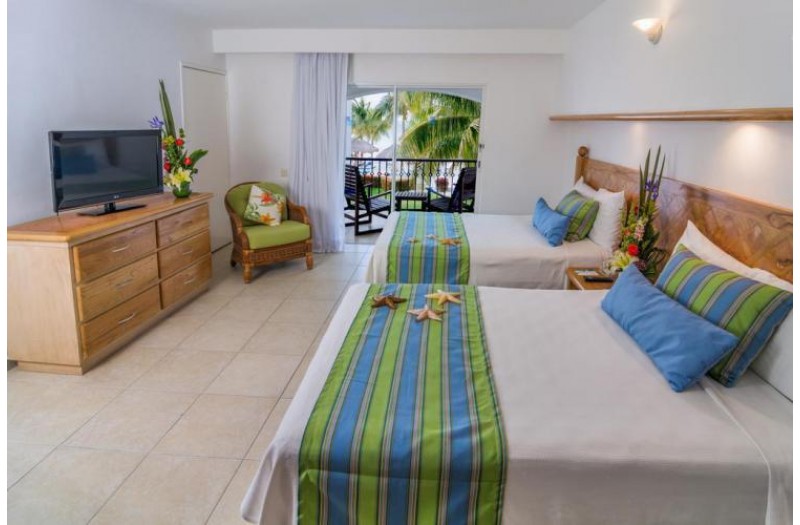Готель Beach Scape Kin-Ha Villas & Suites, 4★ Готель Beach Scape Kin-Ha Villas & Suites, 4★