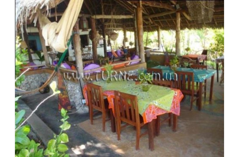 Готель Bellevue Guesthouse Zanzibar, гостиный двор★