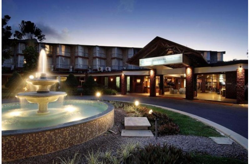 Готель Berjaya Beau Vallon Bay, 3★