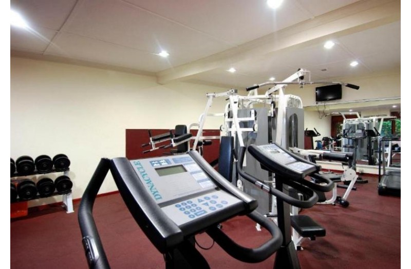 Готель Berjaya Beau Vallon Bay, 3★