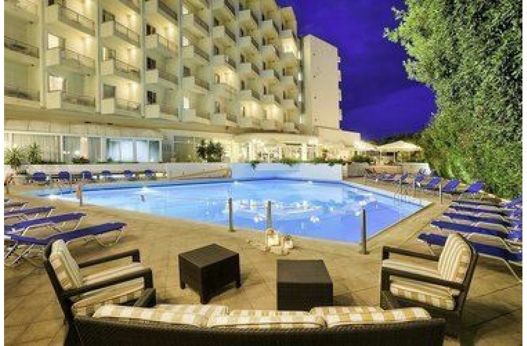 Готель Best Western Hotel Fenix, 4★ Готель Best Western Hotel Fenix, 4★