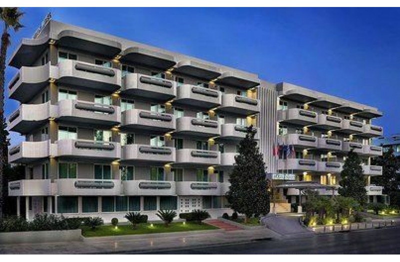 Готель Blazer Suites, 4★