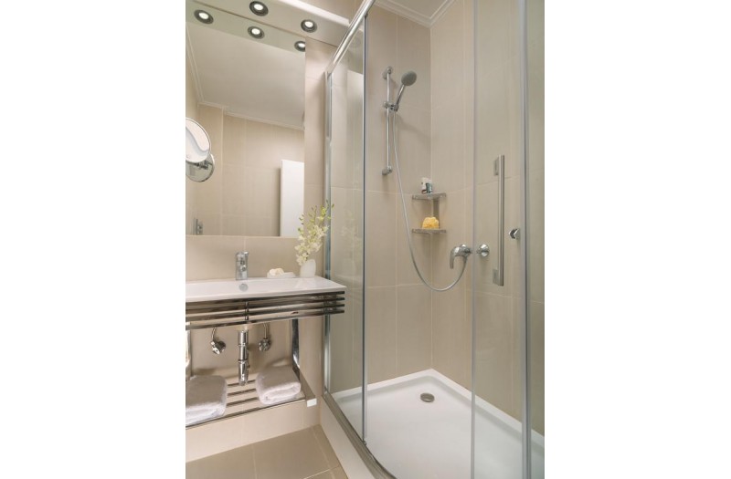 Готель Blazer Suites, 4★