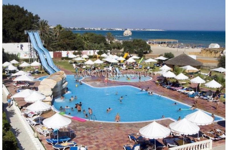 Готель Bousten Long Beach Club, 3★ Готель Bousten Long Beach Club, 3★