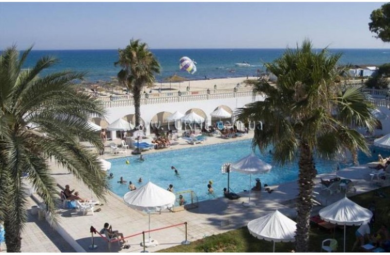 Готель Bousten Long Beach Club, 3★ Готель Bousten Long Beach Club, 3★