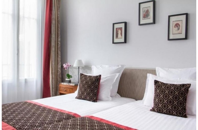 Готель Bradford Elysees, 4★ Готель Bradford Elysees, 4★