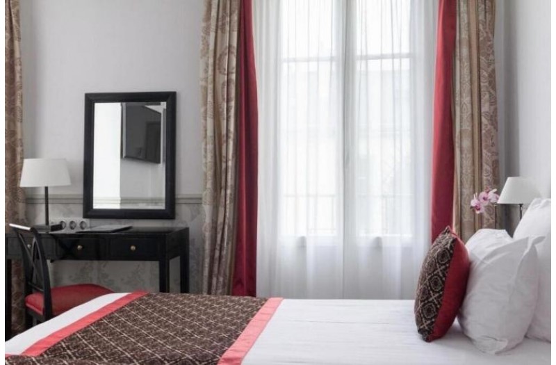 Готель Bradford Elysees, 4★ Готель Bradford Elysees, 4★