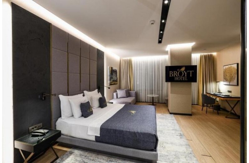 Готель Broyt Suites Hotel, 4★