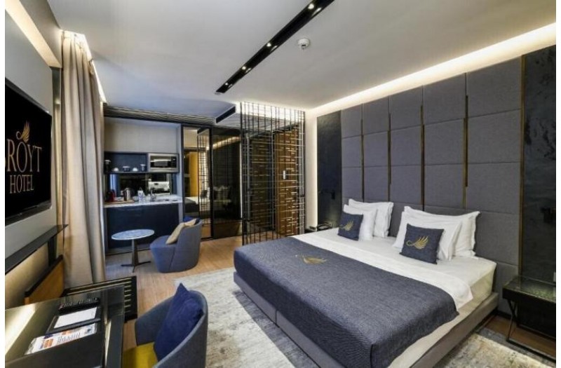 Готель Broyt Suites Hotel, 4★