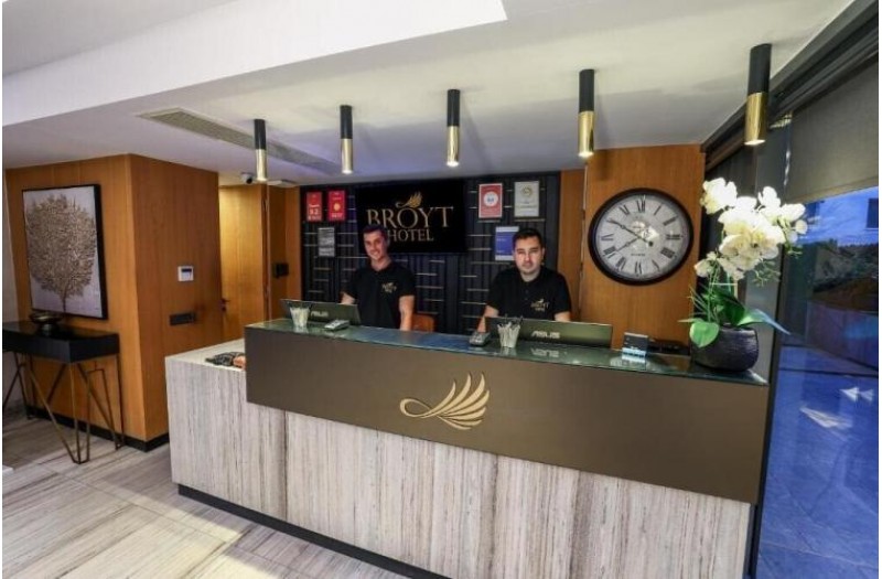 Готель Broyt Suites Hotel, 4★