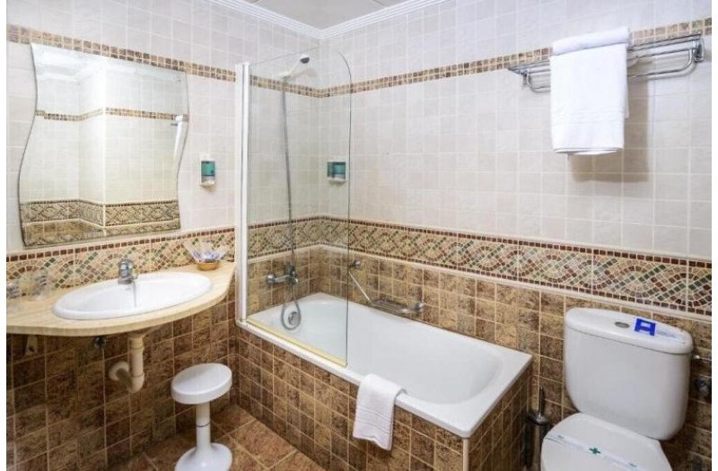 Готель CONDAL (ex. Condal Hotel), 3★