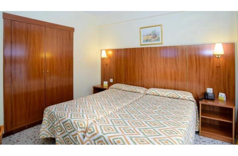 Готель CONDAL (ex. Condal Hotel), 3★