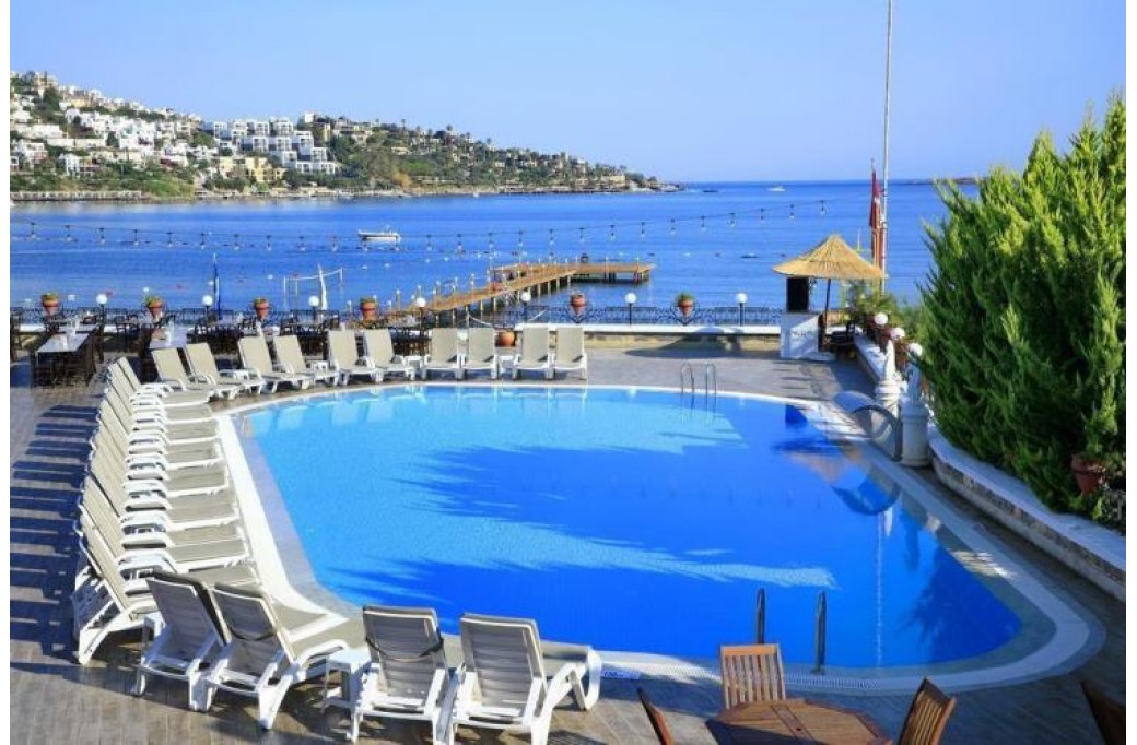 Готель Cactus Fleur Beach Club, 4★