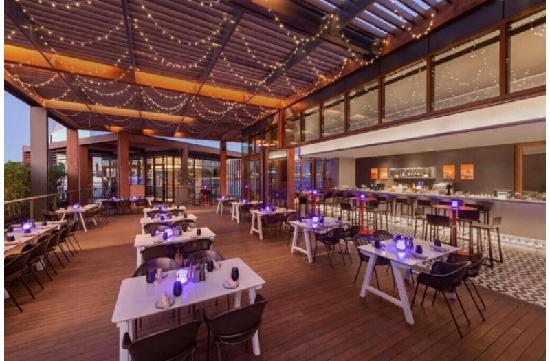 Готель Canopy by Hilton Dubai Al Seef (ex. Zabeel House Al Seef by Jumeirah), 4★