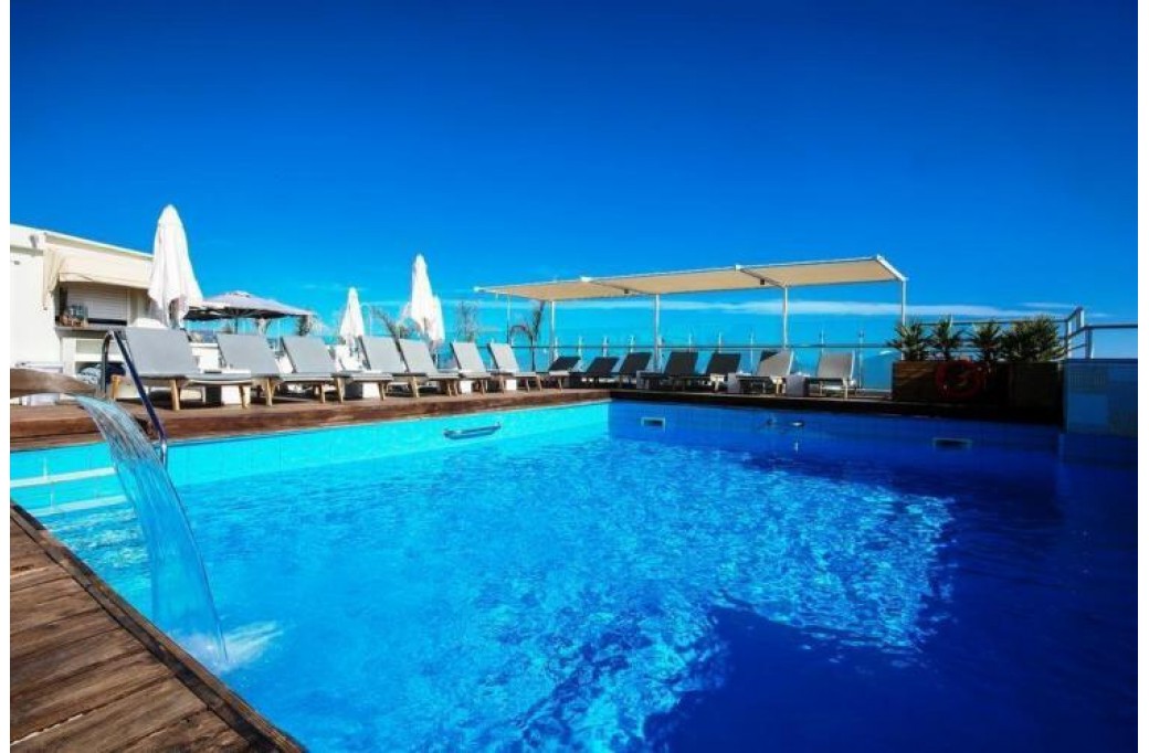 Готель Capsis Astoria Hotel, 4★