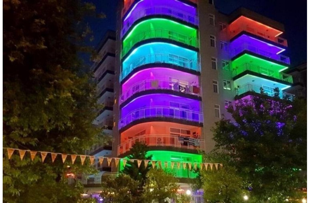 Готель Carmen Suite Hotel, 4★
