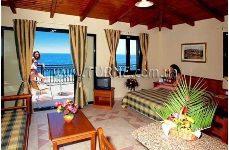 Готель Castello Village Resort, 4★