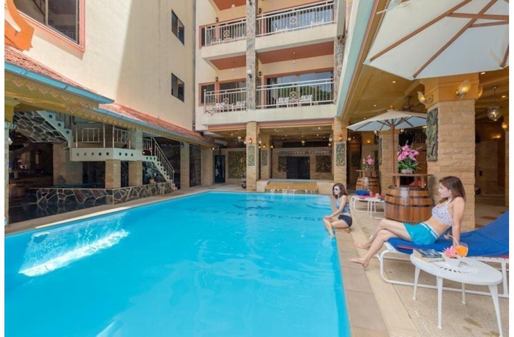 Готель Chang Residence Patong Hotel, 3★