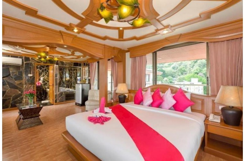 Готель Chang Residence Patong Hotel, 3★