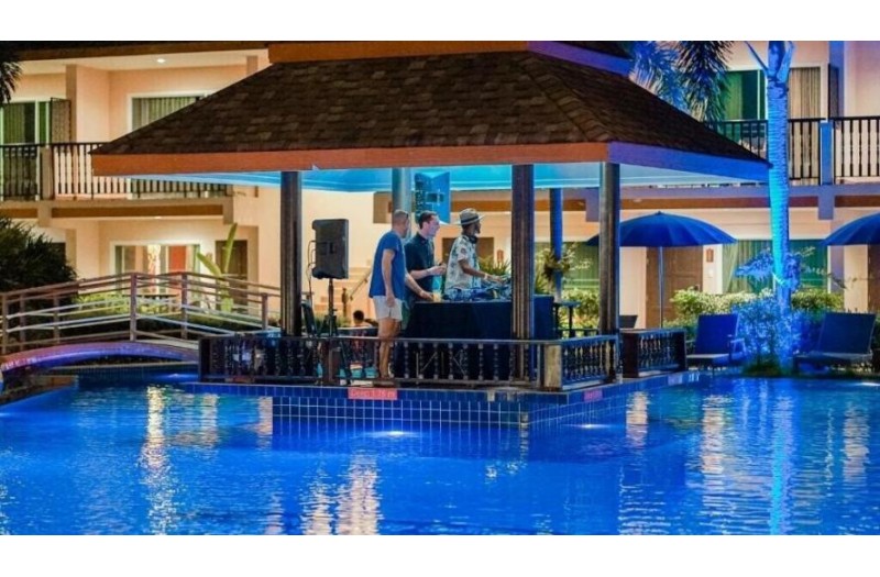 Готель Chivatara Resort & Spa Bang Tao Beach Phuket, 3★