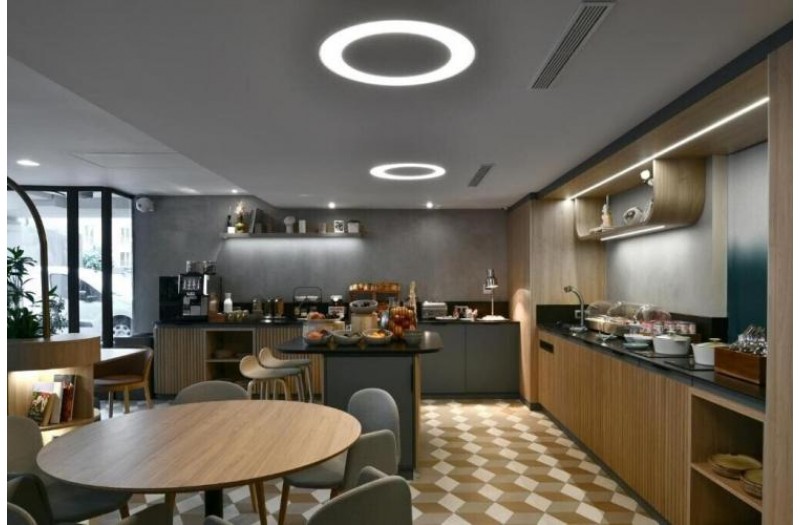 Готель Citadines Les Halles Paris, 4★