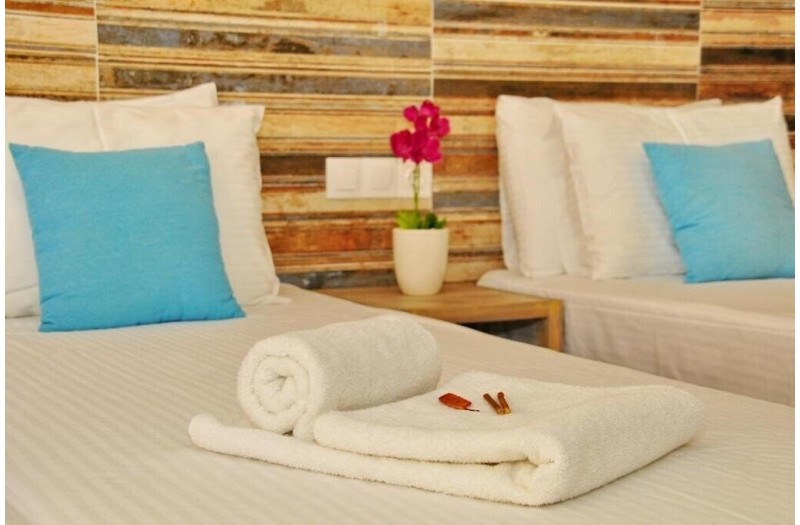 Готель Cleopatra Apartments, 2★