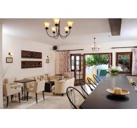 Готель Cleopatra Apartments, 2★
