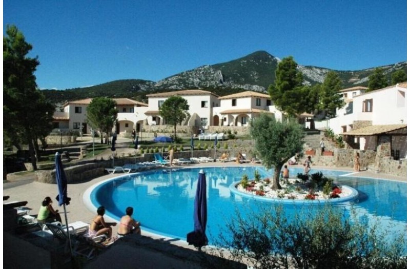 Готель Club Esse Cala Gonone, 4★ Готель Club Esse Cala Gonone, 4★