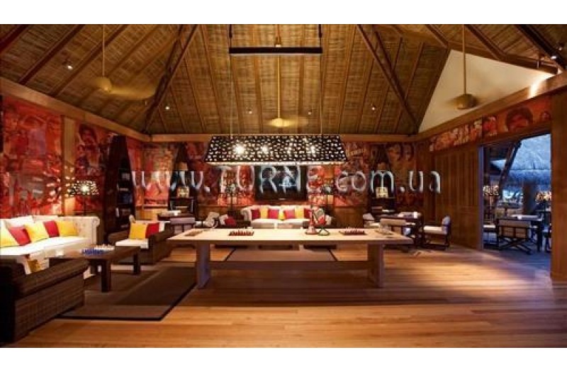 Готель Constance Moofushi Resort, 5★