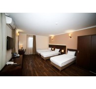 Готель Corner Inn Hotel, 4★