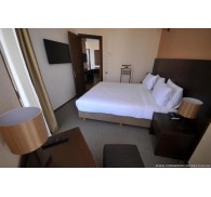 Готель Corner Inn Hotel, 4★