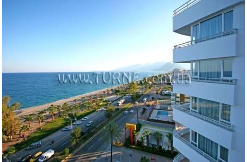 Готель Corner Park Hotel, 3★