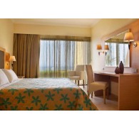 Готель Cosmopolitan Zeus Hotel, 4★