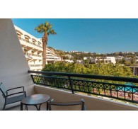 Готель Cosmopolitan Zeus Hotel, 4★