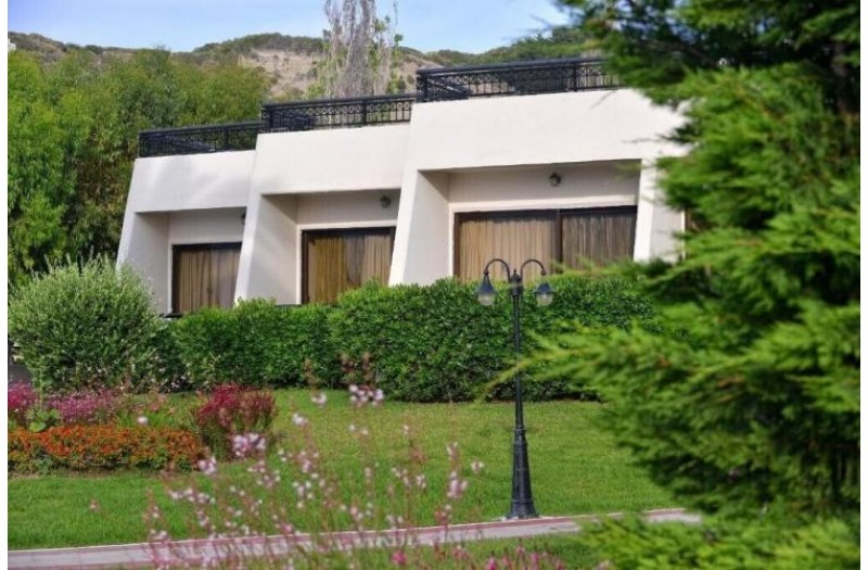 Готель Cosmopolitan Zeus Hotel, 4★ Готель Cosmopolitan Zeus Hotel, 4★