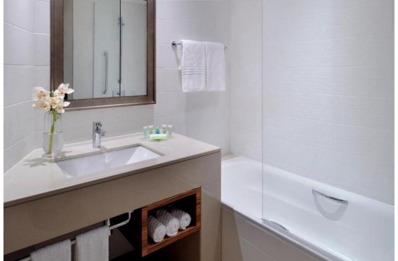 Готель Courtyard by Marriott World Trade Center Abu Dhabi, 4★