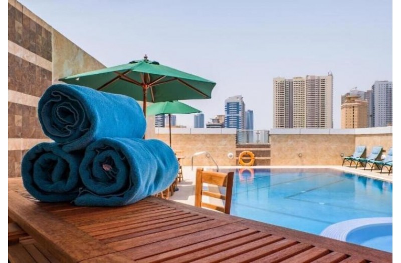 Готель Crystal Plaza Al Majaz (ex. Tulip Inn Al Khan Hotel), 4★ Готель Crystal Plaza Al Majaz (ex. Tulip Inn Al Khan Hotel), 4★
