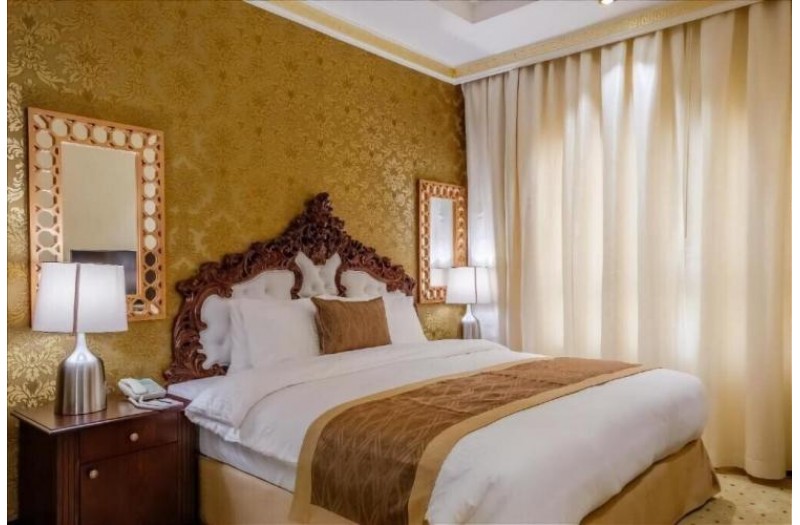 Готель Crystal Plaza Al Majaz (ex. Tulip Inn Al Khan Hotel), 4★ Готель Crystal Plaza Al Majaz (ex. Tulip Inn Al Khan Hotel), 4★