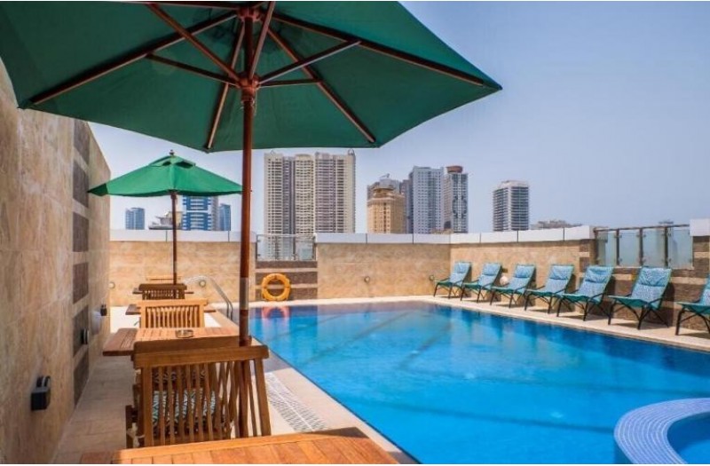 Готель Crystal Plaza Al Majaz (ex. Tulip Inn Al Khan Hotel), 4★ Готель Crystal Plaza Al Majaz (ex. Tulip Inn Al Khan Hotel), 4★
