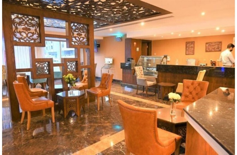 Готель Crystal Plaza Al Majaz (ex. Tulip Inn Al Khan Hotel), 4★ Готель Crystal Plaza Al Majaz (ex. Tulip Inn Al Khan Hotel), 4★