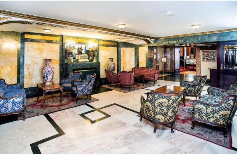 Готель Danubius Astoria Hotel, 4★