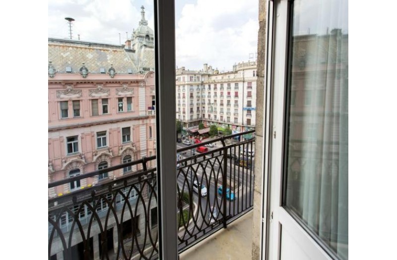 Готель Danubius Astoria Hotel, 4★