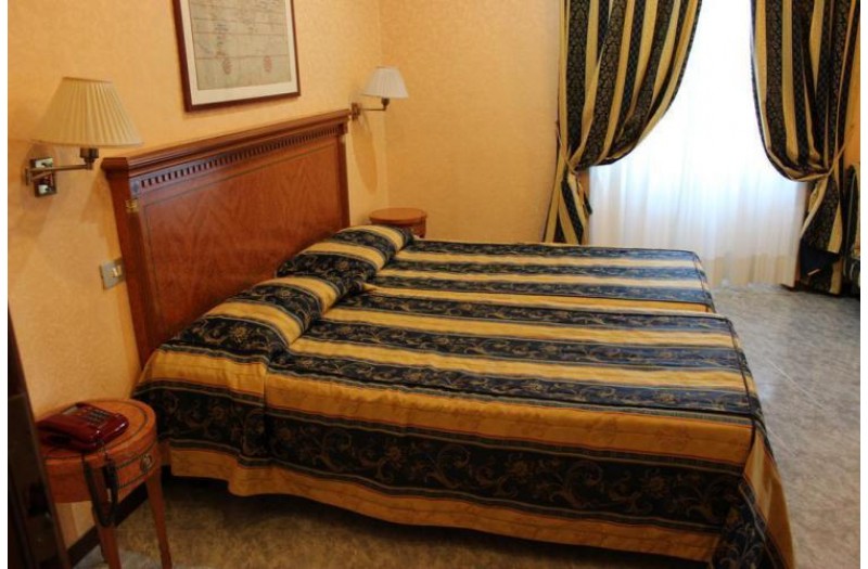 Готель Dei Consoli Hotel, 3★ Готель Dei Consoli Hotel, 3★