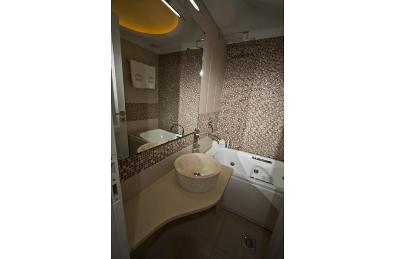 Готель Delfini Villas, 2★ Готель Delfini Villas, 2★