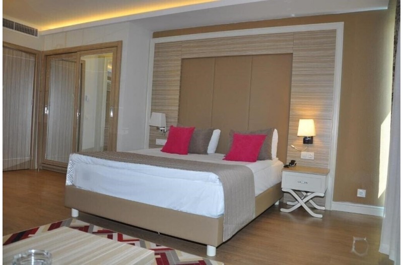 Готель Delphin De Luxe Resort, 5★