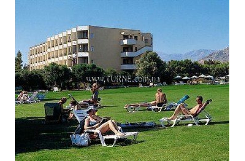 Готель Dessole Dolphin Bay Resort, 4★