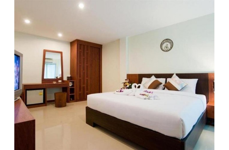 Готель Deva Patong Suites Hotel, 3★ Готель Deva Patong Suites Hotel, 3★